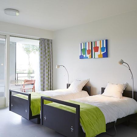 Hotel Middelpunt - Gratis Parking - Ontbijt Inbegrepen! Middelkerke Room photo