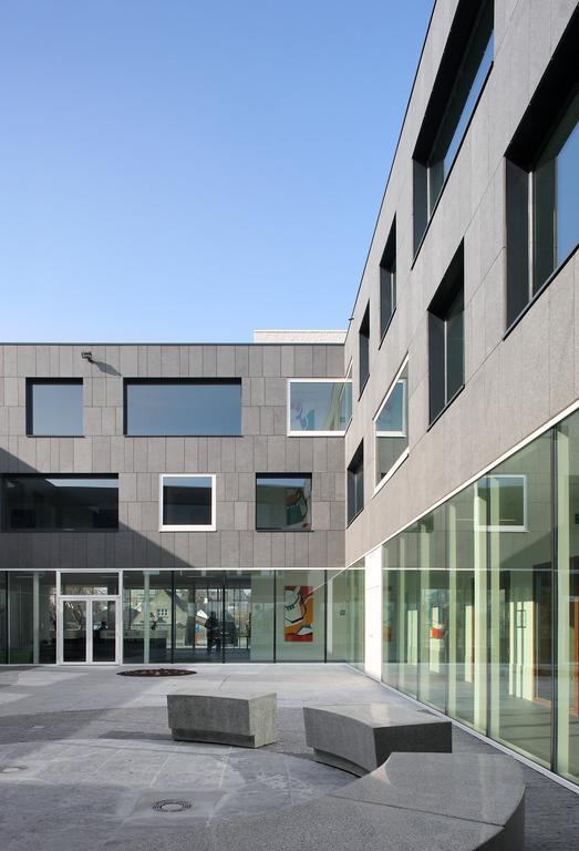 Hotel Middelpunt - Gratis Parking - Ontbijt Inbegrepen! Middelkerke Exterior photo