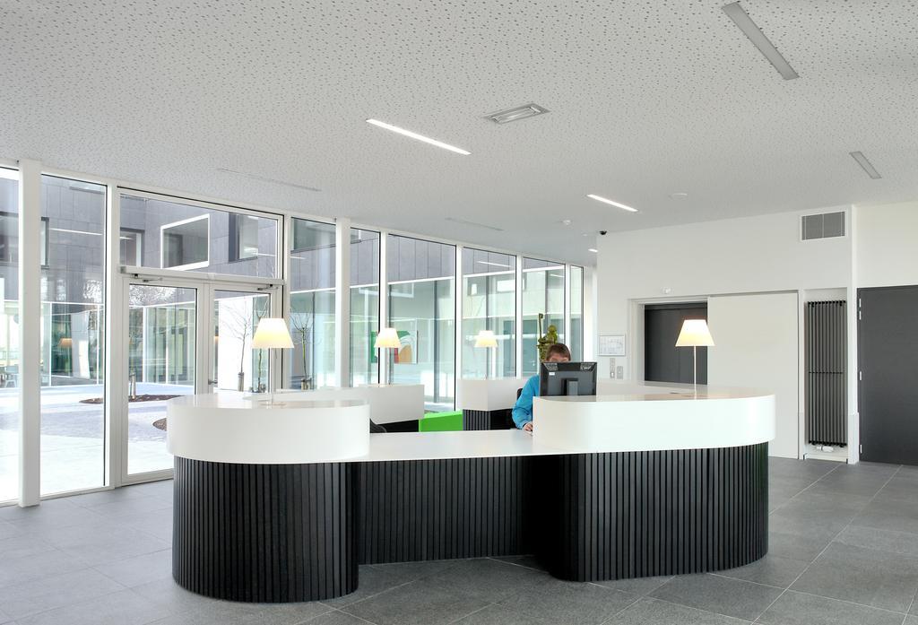 Hotel Middelpunt - Gratis Parking - Ontbijt Inbegrepen! Middelkerke Exterior photo