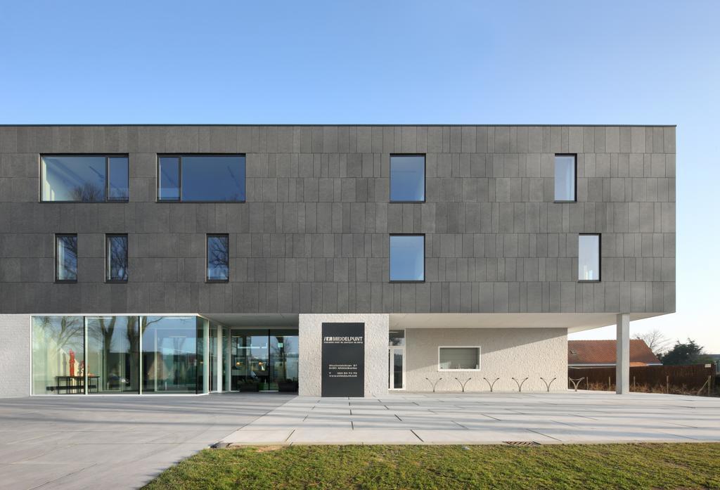 Hotel Middelpunt - Gratis Parking - Ontbijt Inbegrepen! Middelkerke Exterior photo